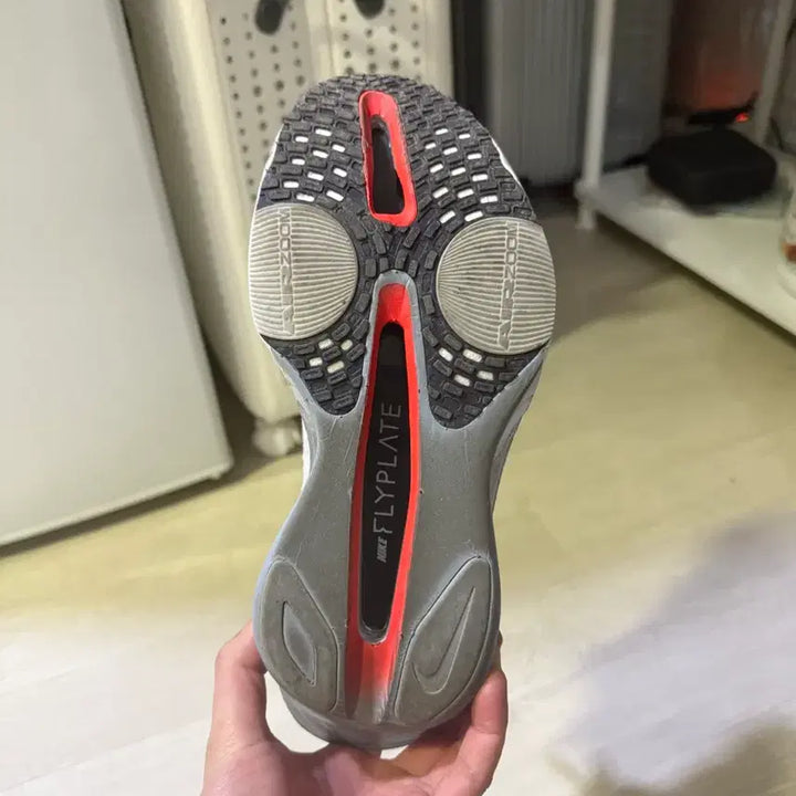 [BUNJANG] Nike Air Zoom Sneakers White / 나이키 에어 줌 운동화 화이트