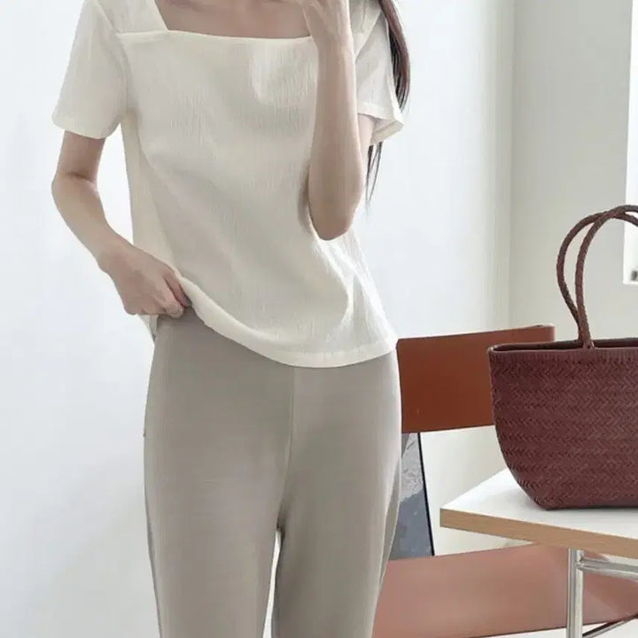 [BUNJANG] The Any Square Neck Blouse / the any 스퀘어넥 블라우스