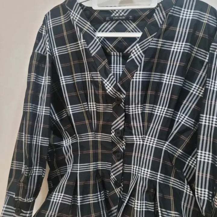 [BUNJANG] ZARA Plaid Pleated Blouse / 자라 체크 플리츠 블라우스