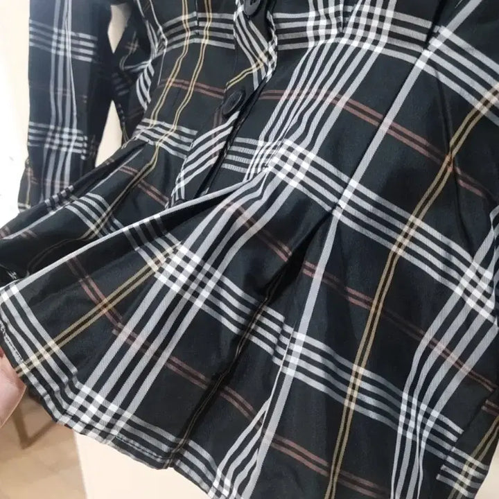 [BUNJANG] ZARA Plaid Pleated Blouse / 자라 체크 플리츠 블라우스