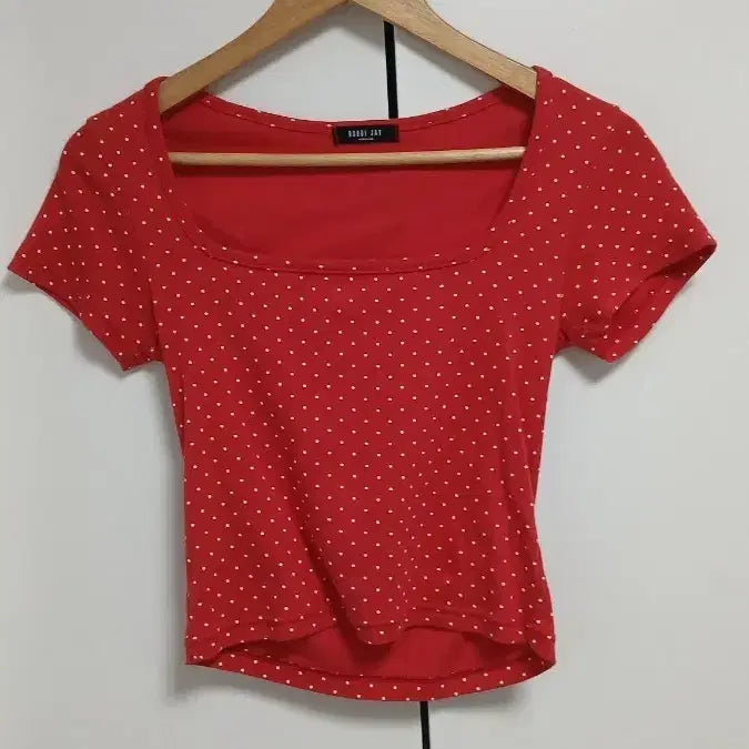 [BUNJANG] Red Dot Square Neck T-Shirt / 빨간색 도트 반팔 티셔츠