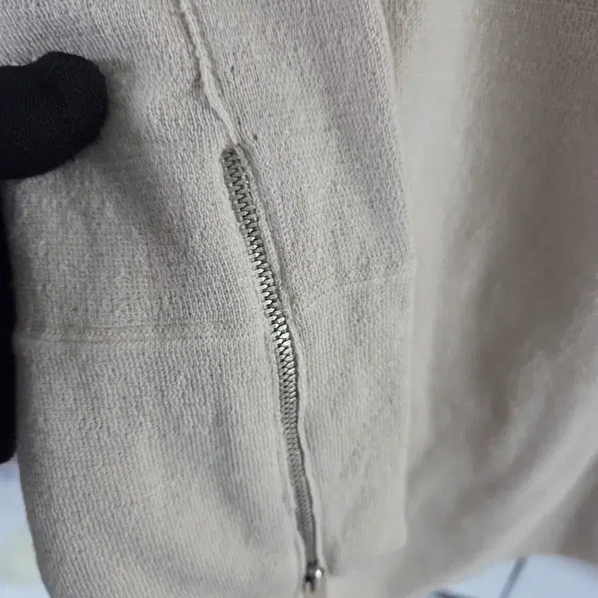 [BUNJANG] TIME Beige V-neck Knit Sweater / 한섬 TIME 베이지 브이넥 니트 / 고급 오피스룩 / 55~66