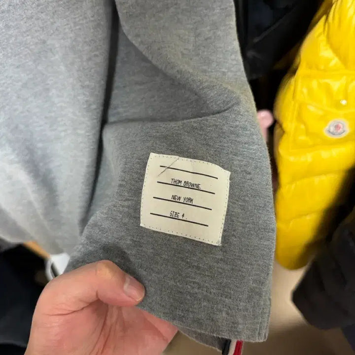 [BUNJANG] Thom Browne Short Sleeve T-shirt / 톰브라운 반팔