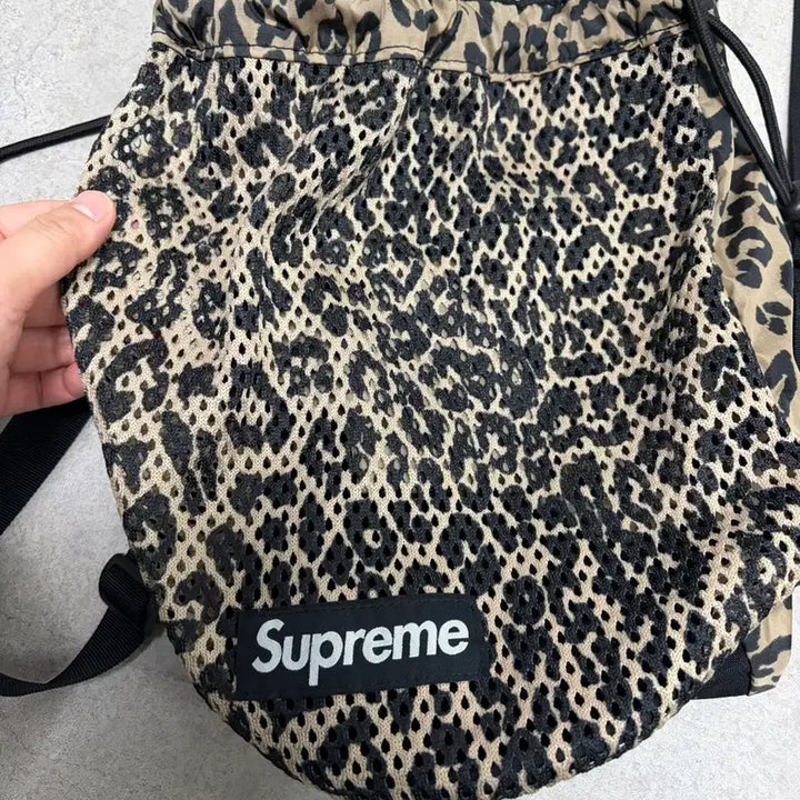 [BUNJANG] Supreme Mesh Backpack Small / 슈프림 메쉬 백팩 스몰