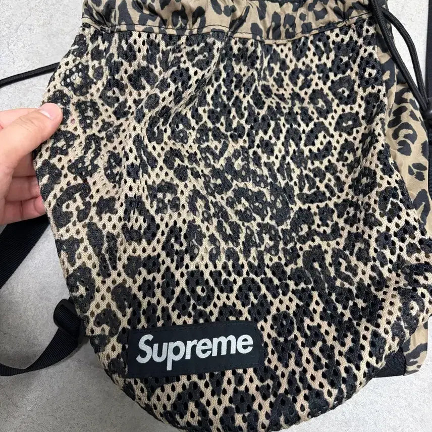 [BUNJANG] Supreme Mesh Backpack Small / 슈프림 메쉬 백팩 스몰
