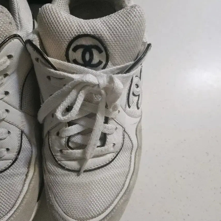 [BUNJANG] Chanel Cruise Sneakers / 37.5 샤넬 크루즈 스니커즈