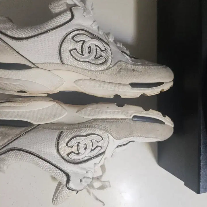 [BUNJANG] Chanel Cruise Sneakers / 37.5 샤넬 크루즈 스니커즈