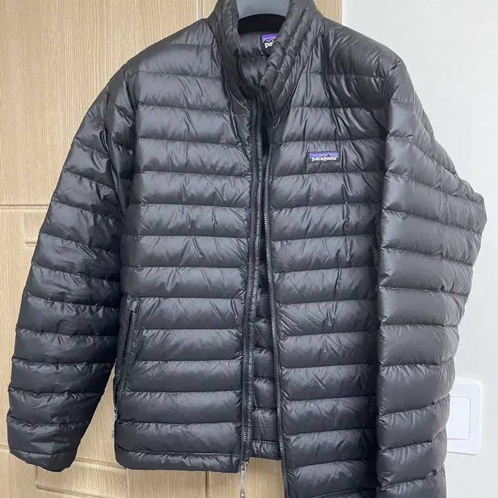[BUNJANG] Patagonia Down Sweater Black Jacket / 파타고니아 다운스웨터 블랙