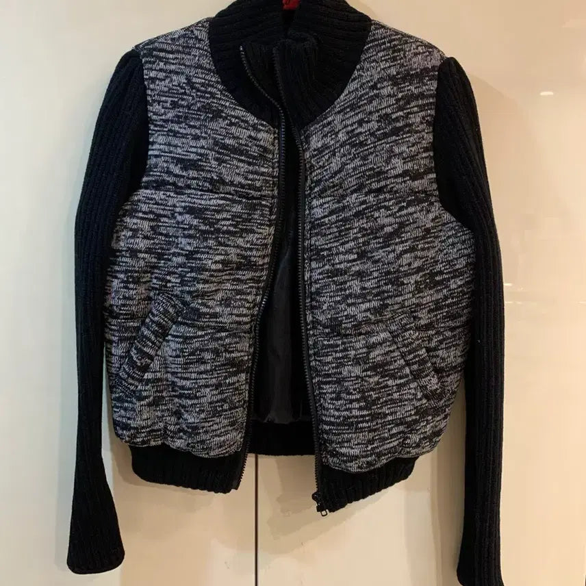 [BUNJANG] Black/Grey Knit Zip-Up Jumper / 블랙/회색 니트 집업 점퍼