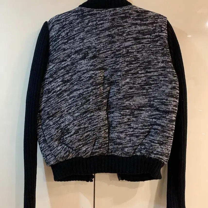 [BUNJANG] Black/Grey Knit Zip-Up Jumper / 블랙/회색 니트 집업 점퍼