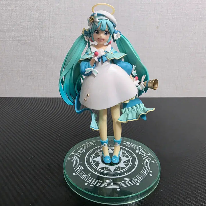 [BUNJANG] Hatsune Miku Winter Version Figure / 하츠네미쿠 피규어 판매