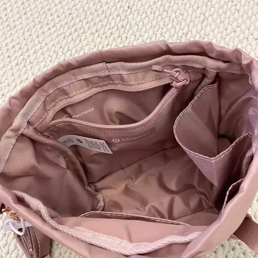 [BUNJANG] Lululemon 3L Wonderlust Pink Mini Backpack / 루루레몬 3L 원더러스트 핑크 미니 백팩