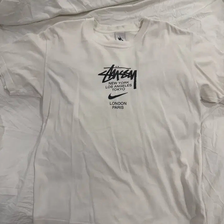 [BUNJANG] Nike Stussy World Tour T-Shirt White / [S] 나이키 스투시 월드투어 티셔츠 화이트