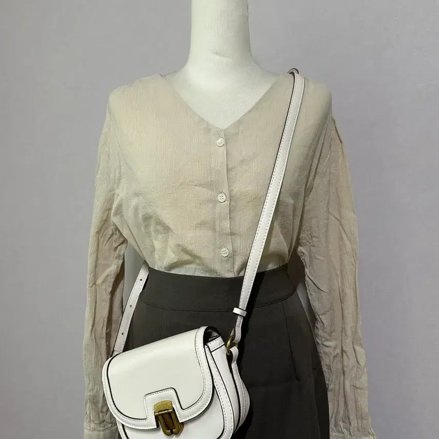 [BUNJANG] Outfit Set (Blouse + Skirt) Bundle with Bag / 코디세트 일괄