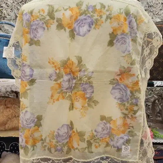 [BUNJANG] GRES Lace Handkerchief / GRES 면 100% 레이스 무릎 손수건