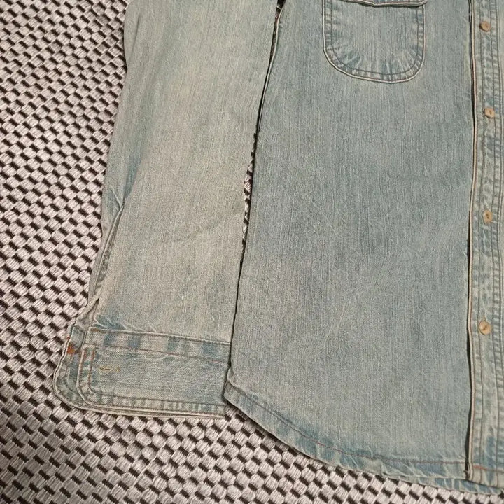 [BUNJANG] ZETTA Slim Fit Light Blue Denim Western Shirt / ZETTA(제타) 슬림핏 연청 데님 웨스턴 셔츠