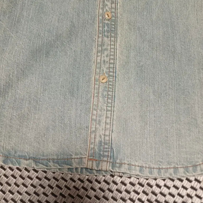 [BUNJANG] ZETTA Slim Fit Light Blue Denim Western Shirt / ZETTA(제타) 슬림핏 연청 데님 웨스턴 셔츠