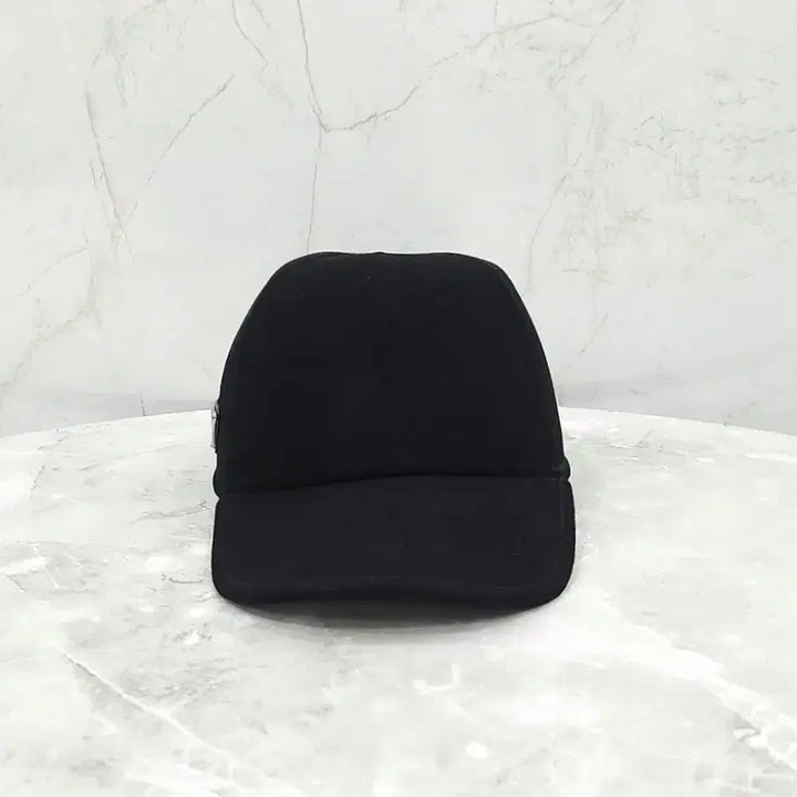 [BUNJANG] Prada Triangle Logo Wool Baseball Cap L / 프라다 트라이앵글 삼각로고 울 볼캡 L 2HC249