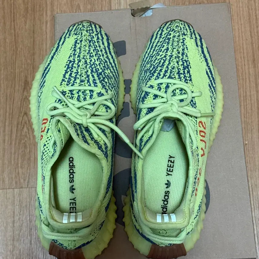 [BUNJANG] Adidas Yeezy Boost 350 V2 Frozen Yellow Sneakers / [275]아디다스 이지부스트 350 v2 프로즌 옐로우