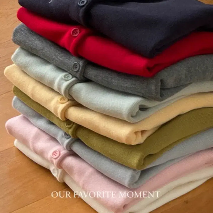 [BUNJANG] Mariround Everyday Rouge Fit Slim Fit V-Neck Cropped Color Long Sleeve Knit Cardigan / 메리어라운드 에브리데이 루즈핏 슬림핏 브이넥 크롭 컬러 긴팔 니트 가디건