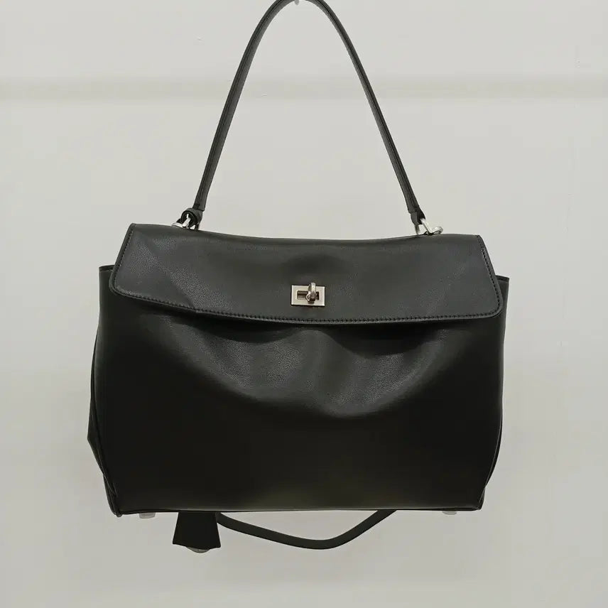 [BUNJANG] Black Leather Shoulder Bag / 260303-01 블랙 가죽백 데일리 숄더백