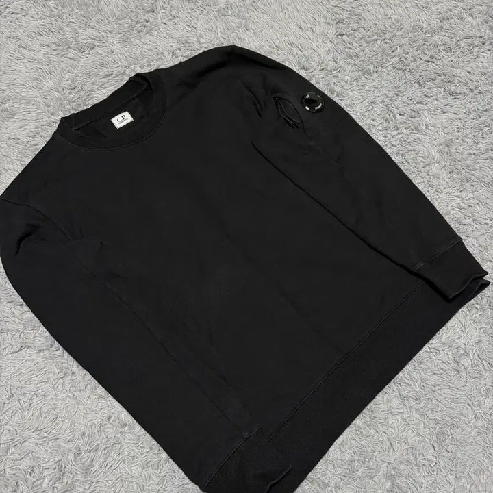 [BUNJANG] CP Company Lens Patch Sweatshirt / CP컴퍼니 렌즈 와펜 맨투맨