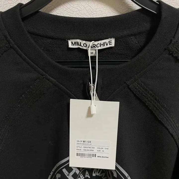 [SOLD OUT] 밀로 아카이브 데니쉬 볼드 집업 차콜(m)