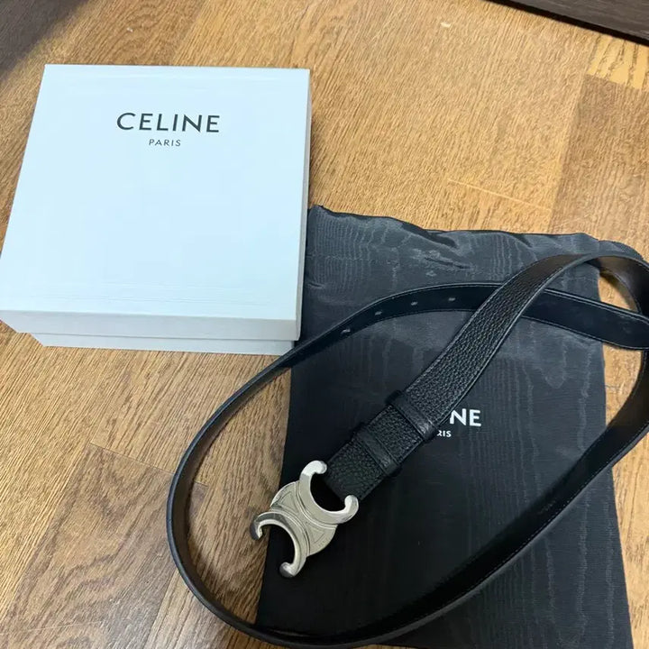[BUNJANG] Celine Triomphe Belt 90 / 셀린느 트리온프 벨트