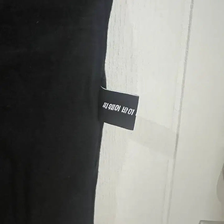 [BUNJANG] CWBTG Romantic Black Short Sleeve T-shirt / 씨웨어자이더지니어스 낭만 반팔