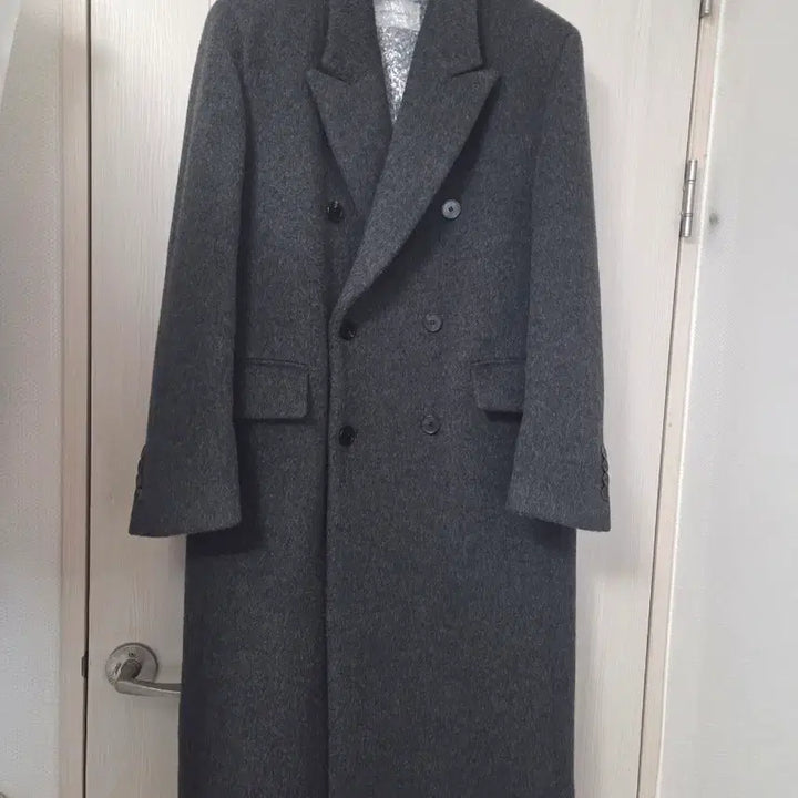 [SOLD OUT] [M] 인사일런스 밍크 더블 코트