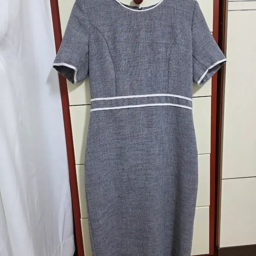 [BUNJANG] H-Line Short Sleeve Checkered Dress / 체크 H라인 반팔 원피스