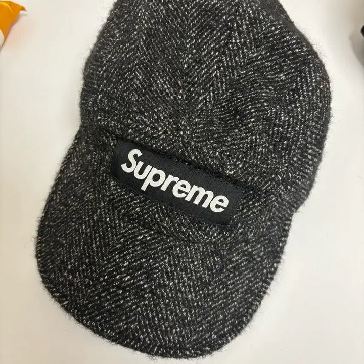 [BUNJANG] Supreme Loro Piana Herringbone Camp Cap / 슈프림 로로피아나 헤링본 캠프캡