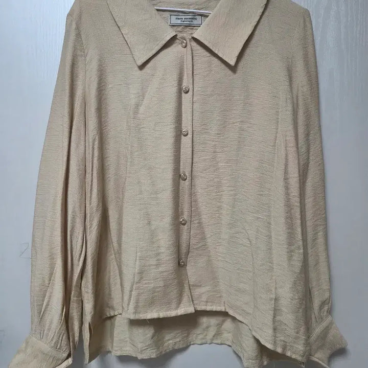 [BUNJANG] Beige Blouse Puff Sleeve / 베이지 블라우스 퍼프소매 카라