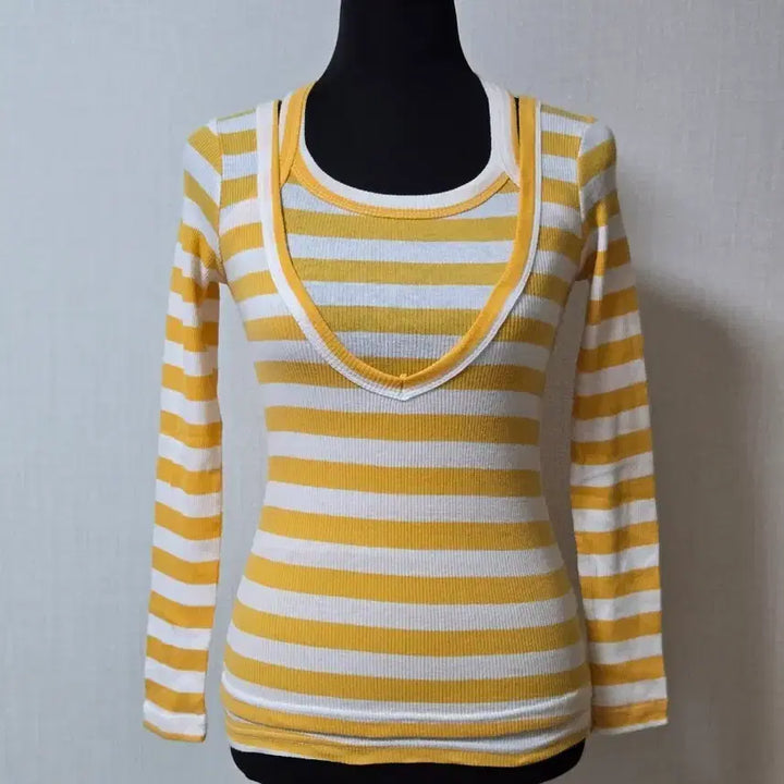 [BUNJANG] Striped Tank Top and T-shirt Set / 옐로우+ 화이트배색 단가라 나시+ 티셔츠세트