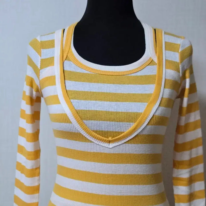 [BUNJANG] Striped Tank Top and T-shirt Set / 옐로우+ 화이트배색 단가라 나시+ 티셔츠세트