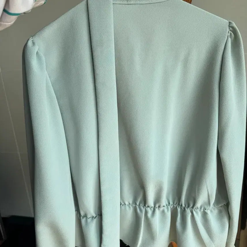 [BUNJANG] Mint Tie Blouse / 타이블라우스