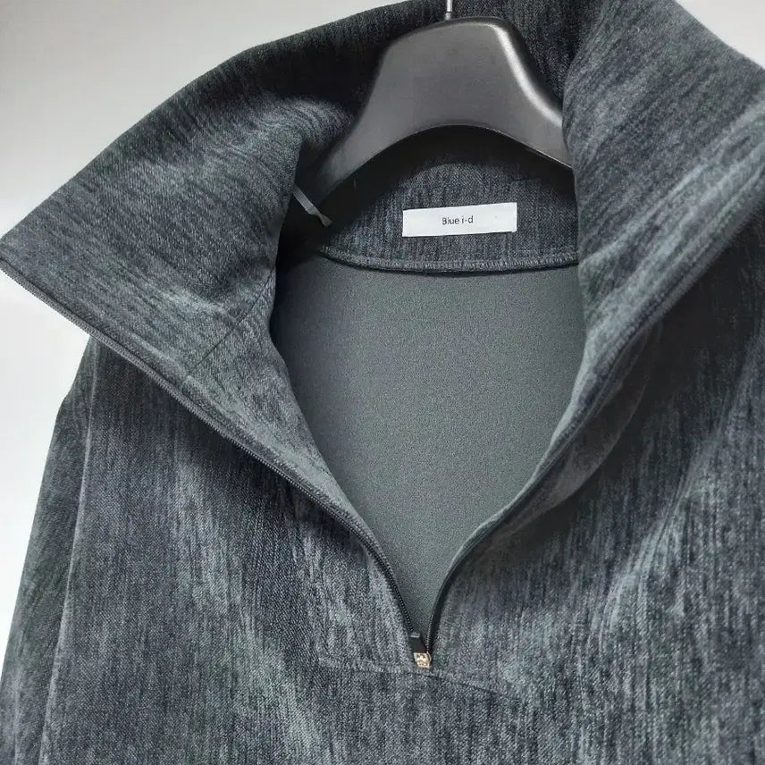 [BUNJANG] BLUE I-D Half-Zip Long Sleeve T-Shirt / 새 BLUE I-D 춘추동 하프집업 긴팔티셔츠 F 33-77
