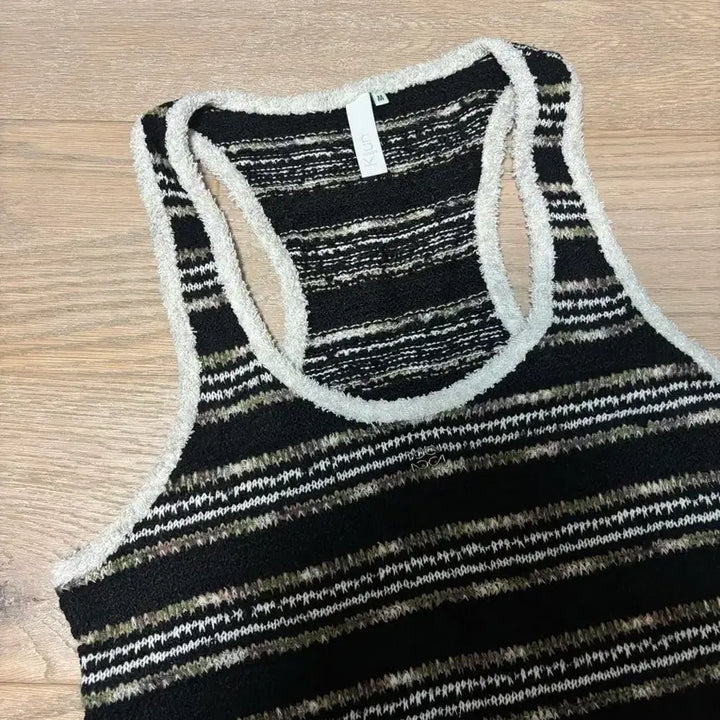 [BUNJANG] Kijun Striped Knit Tank Top / 기준 kijun 스트라이프 니트 나시 탑