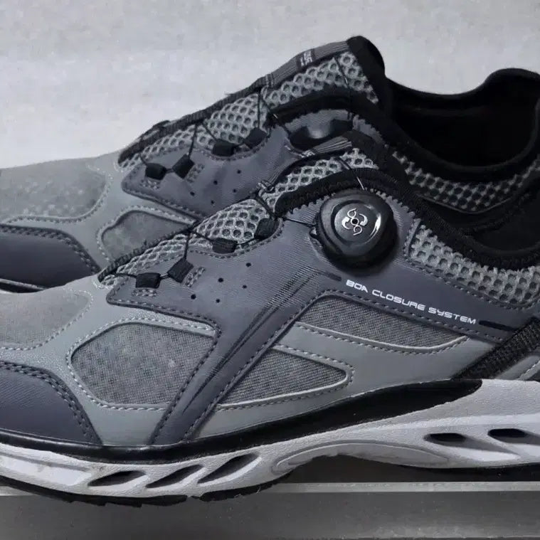 [BUNJANG] Treksta Leisure Time Spring/Summer Lightweight Hiking Shoes Men&