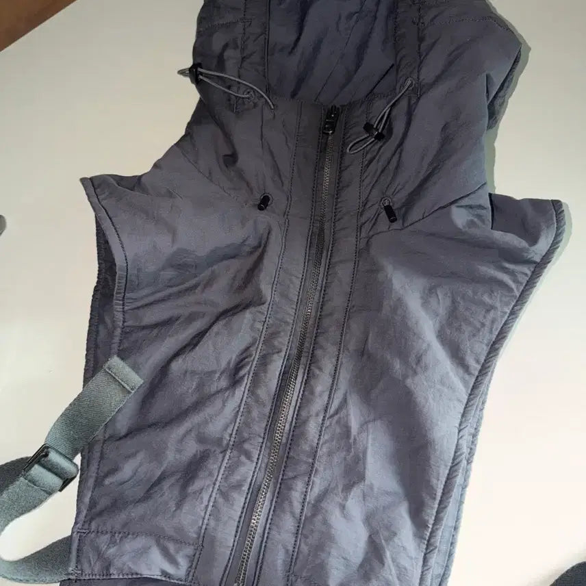 [BUNJANG] Numare Charcoal Hoodie / 누마레 후드기어 차콜
