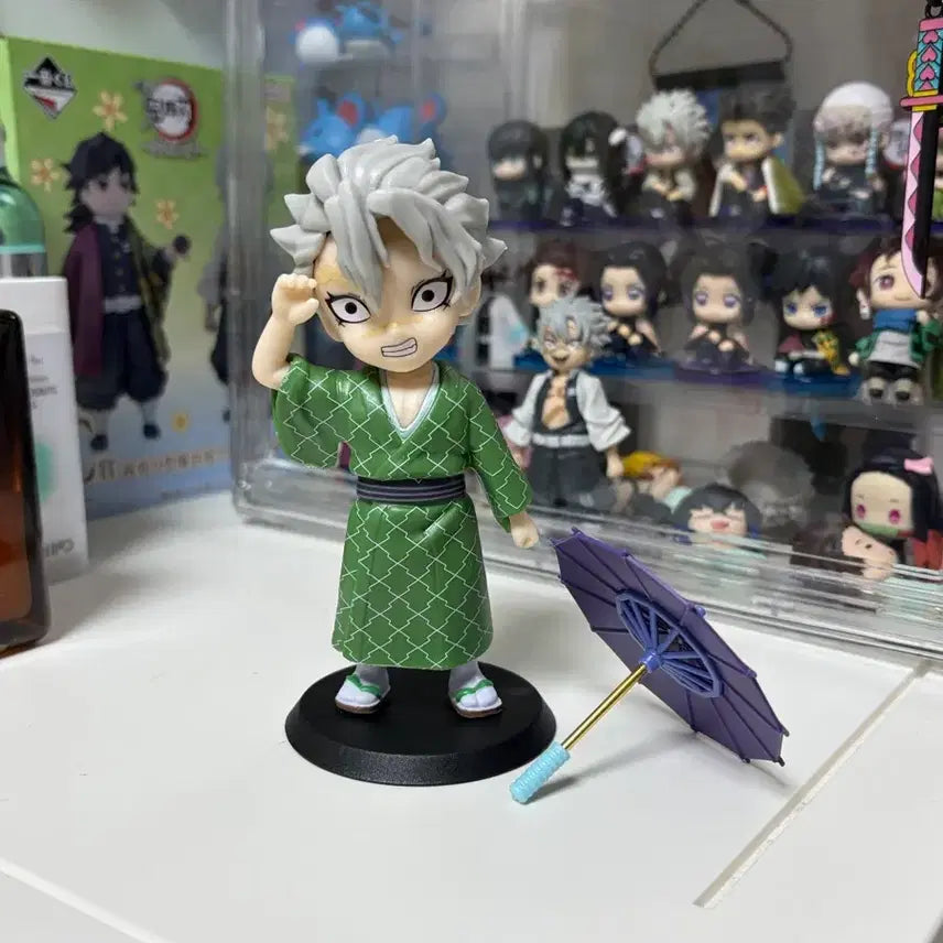 [BUNJANG] Demon Slayer Sanemi Figure with Umbrella / 귀멸의칼날 장마 사네미 (강아지X)