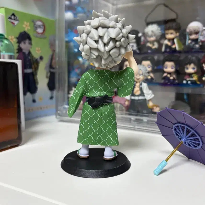 [BUNJANG] Demon Slayer Sanemi Figure with Umbrella / 귀멸의칼날 장마 사네미 (강아지X)