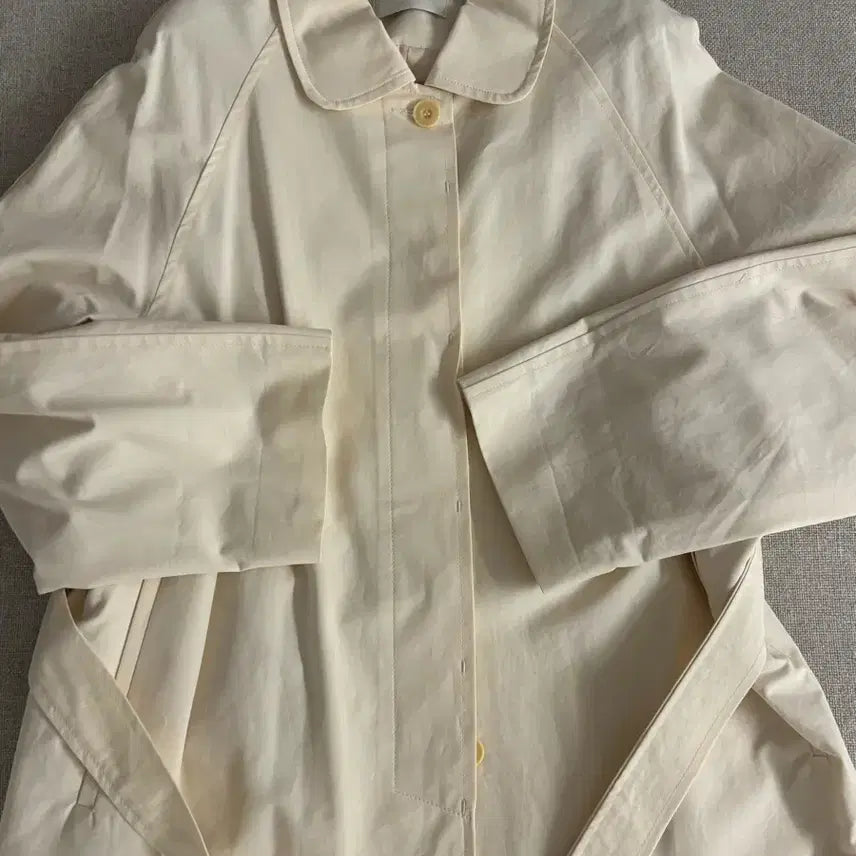 [BUNJANG] COME HERE Ivory Trench Coat / COME HERE 아이보리 트렌치 코트