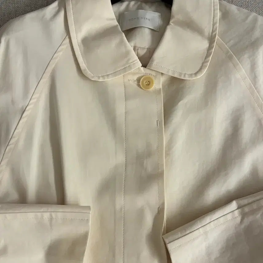 [BUNJANG] COME HERE Ivory Trench Coat / COME HERE 아이보리 트렌치 코트