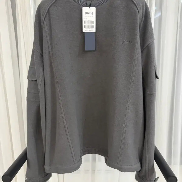 [BUNJANG] JUUN.J 25FW Soft Pocket Sweatshirt Size M (105) / 준지 25FW 소프트 포켓 맨투맨 m사이즈(105사이즈) 새상품 팝니다