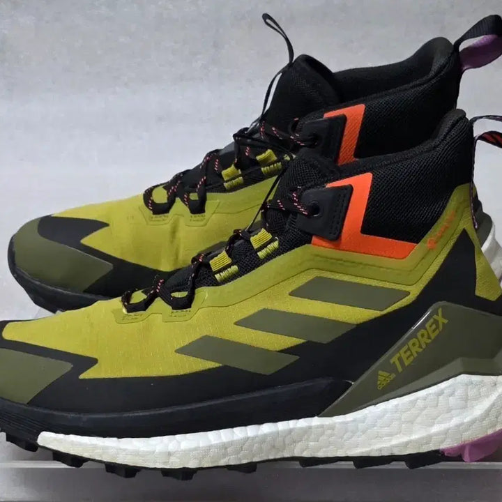 [BUNJANG] Adidas Terrex Free Hiker 2 Gore-Tex Hiking Boots Men&