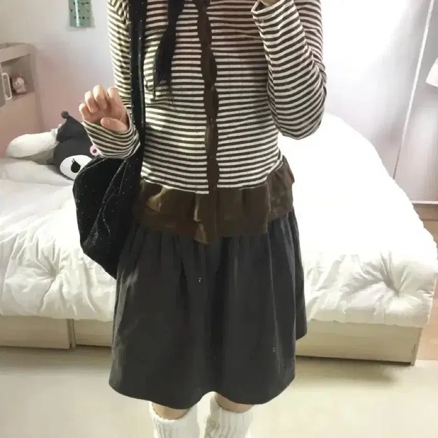 [BUNJANG] Vintage Flare Button Black Midi Skirt / 빈티지 플레어 버튼 블랙 미디스커트