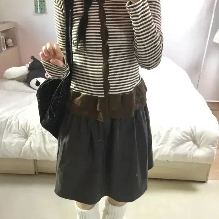 [BUNJANG] Vintage Flare Button Black Midi Skirt / 빈티지 플레어 버튼 블랙 미디스커트