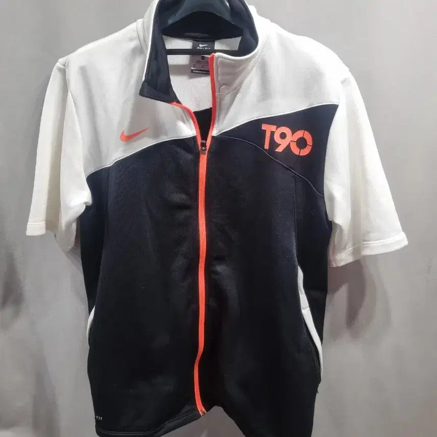 [SOLD OUT] 나이키 T90 DRI-FIT 반팔 집업 M
