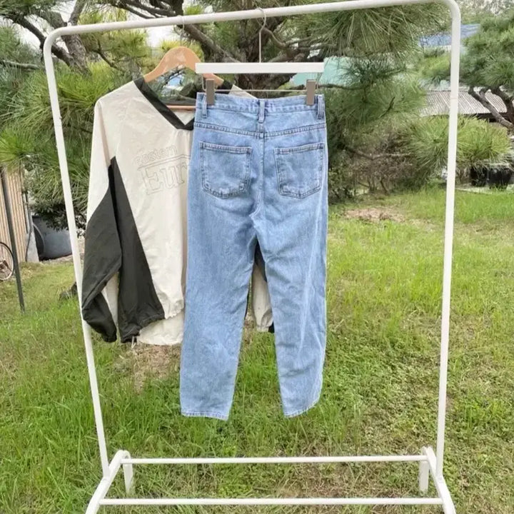 [BUNJANG] 26-Inch Light Wash Denim Straight Leg Jeans / 26인치 연청 데님 청 일자 청바지 팬츠 청팬츠 데님팬츠